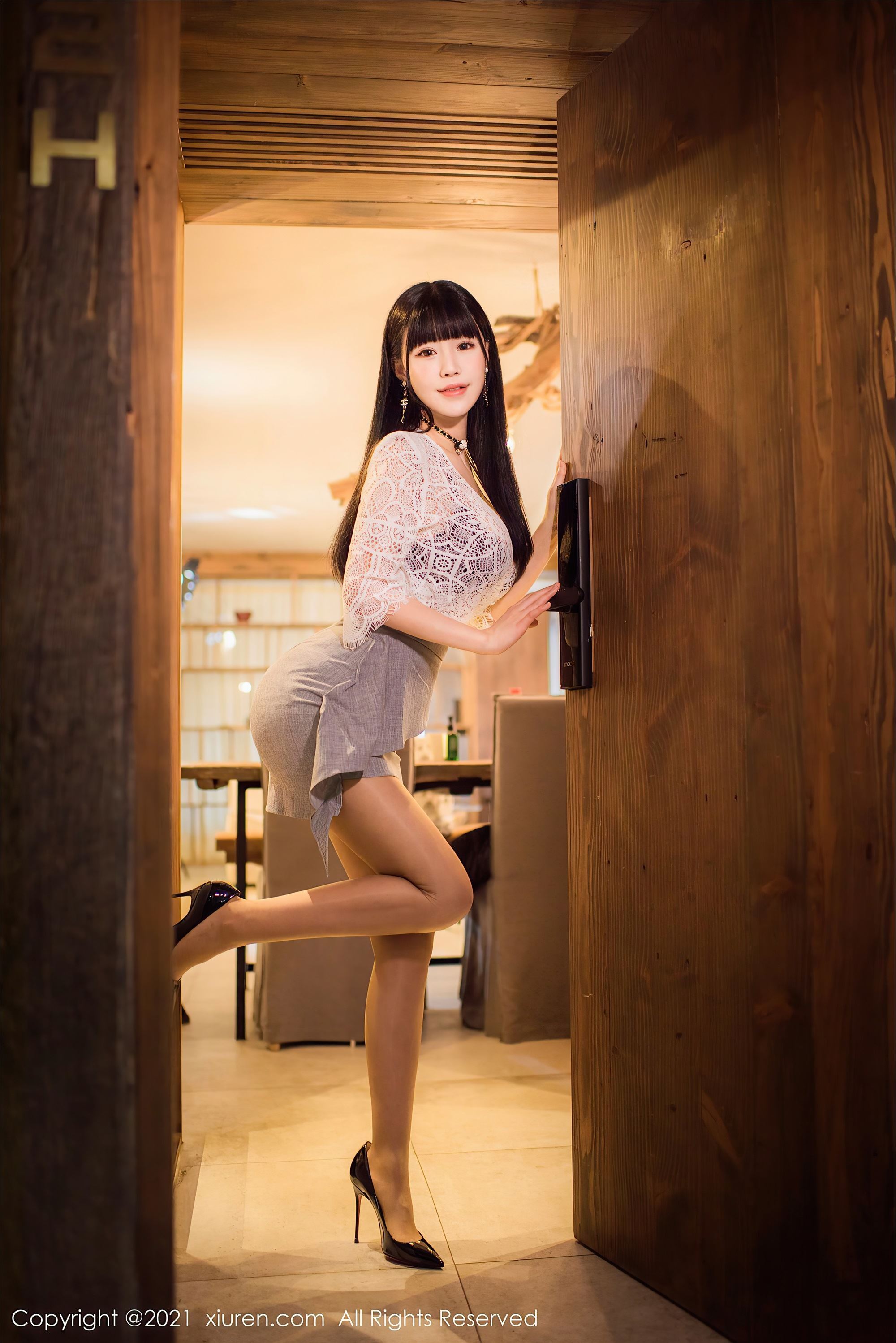 XiuRen秀人网  2021.02.23 No.3125 朱可儿Flower